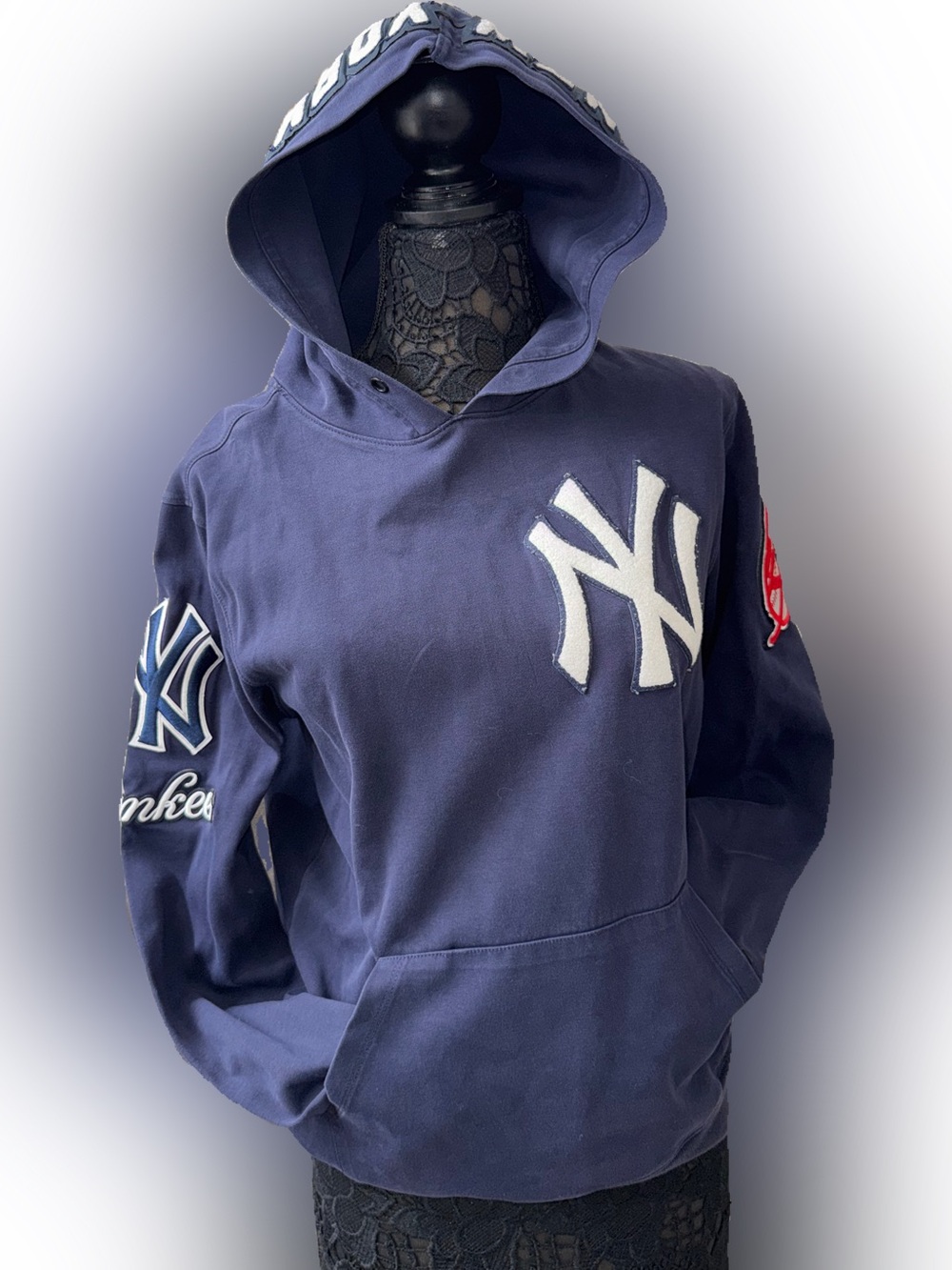 NWOT Pro Standard NY Yankees Navy Pullover Hoodie Men’s Size L